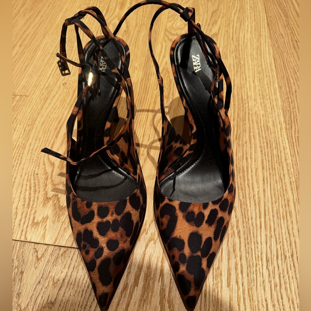 LEOPARD SLING BACK HEELS size 42